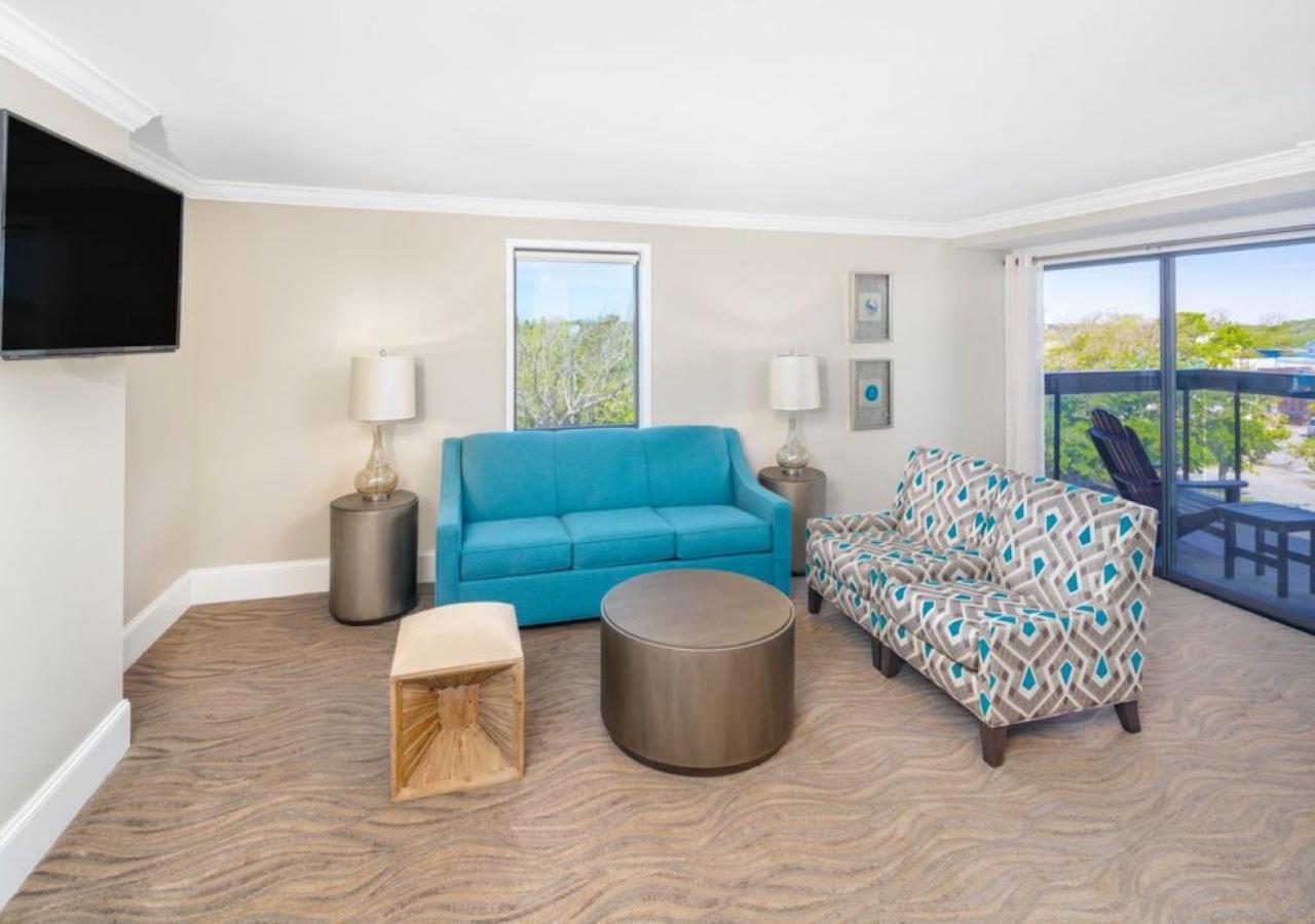 Bask Hotel At Big Rock Landing Морхед-Сити Экстерьер фото