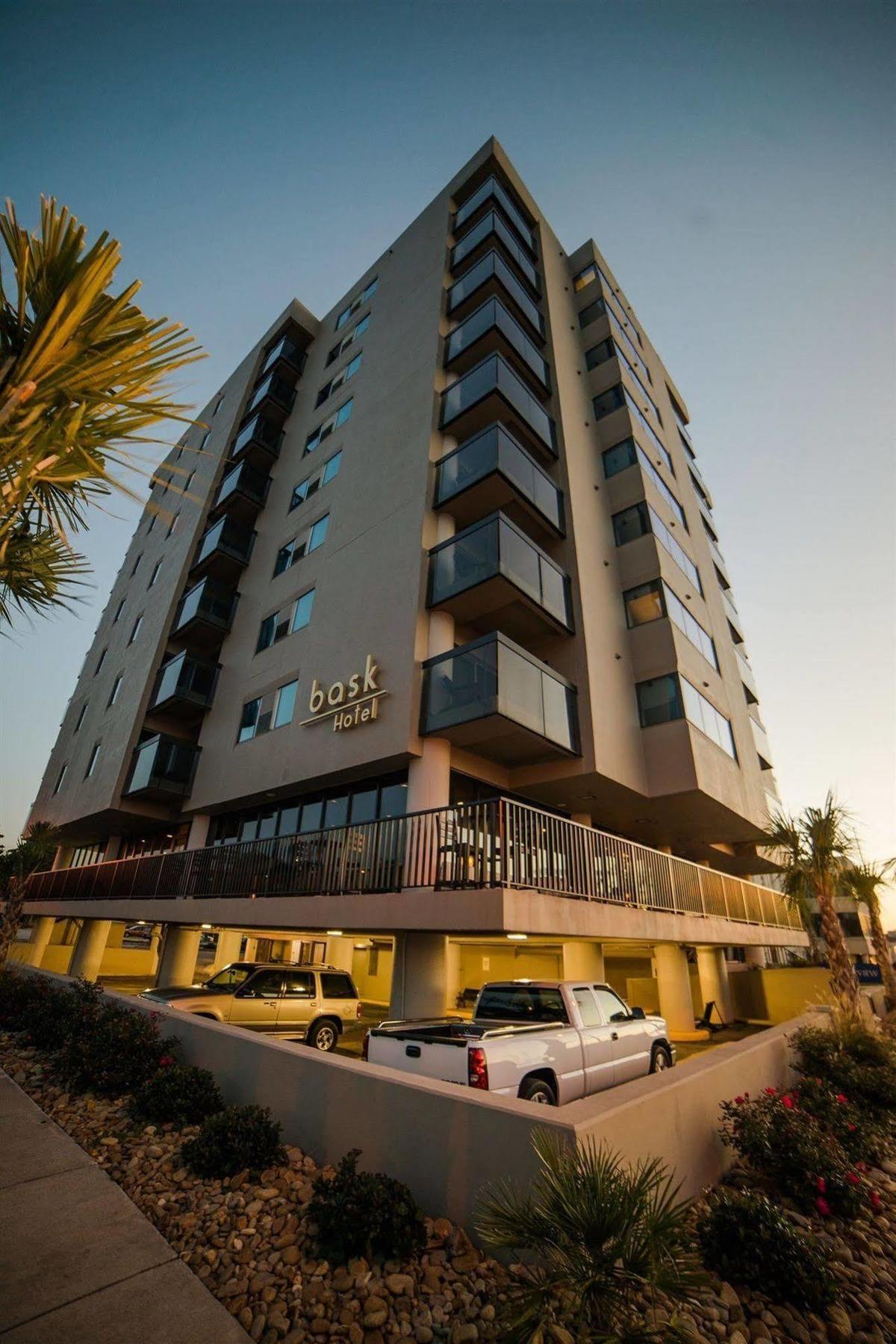 Bask Hotel At Big Rock Landing Морхед-Сити Экстерьер фото
